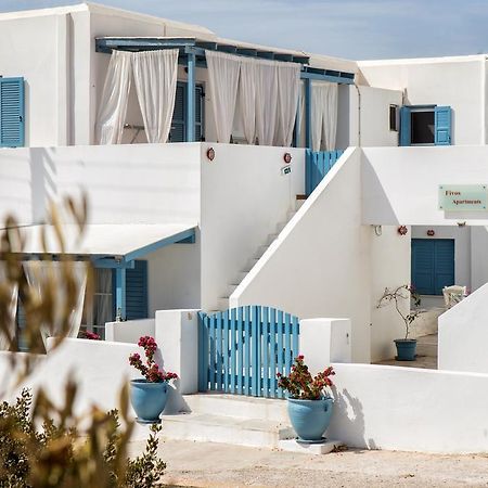 Fivos Apartments Alikí エクステリア 写真