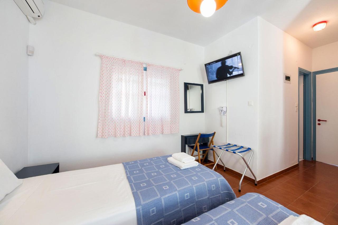 Fivos Apartments Alikí エクステリア 写真