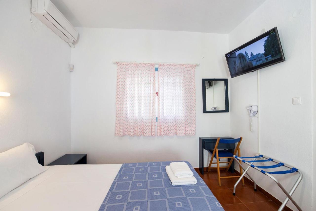 Fivos Apartments Alikí エクステリア 写真