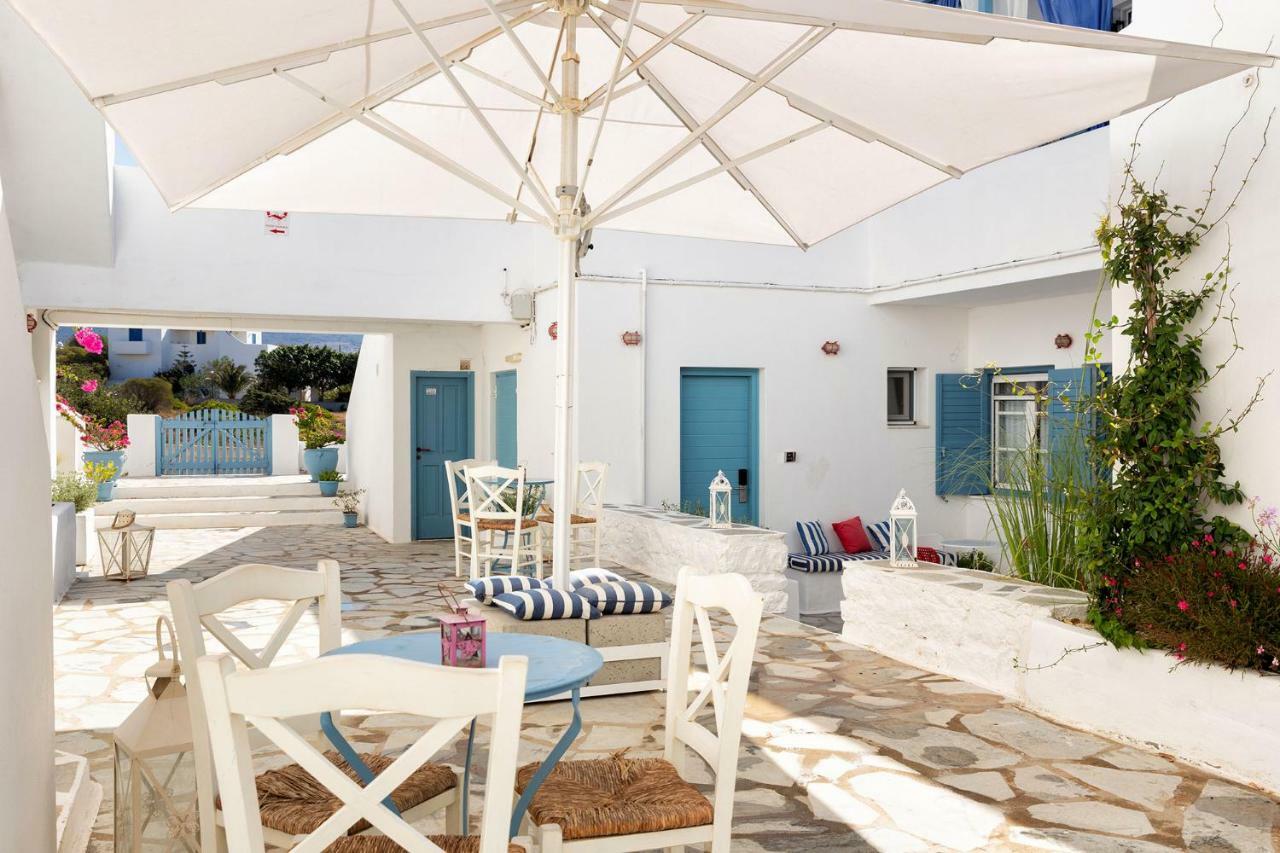 Fivos Apartments Alikí エクステリア 写真